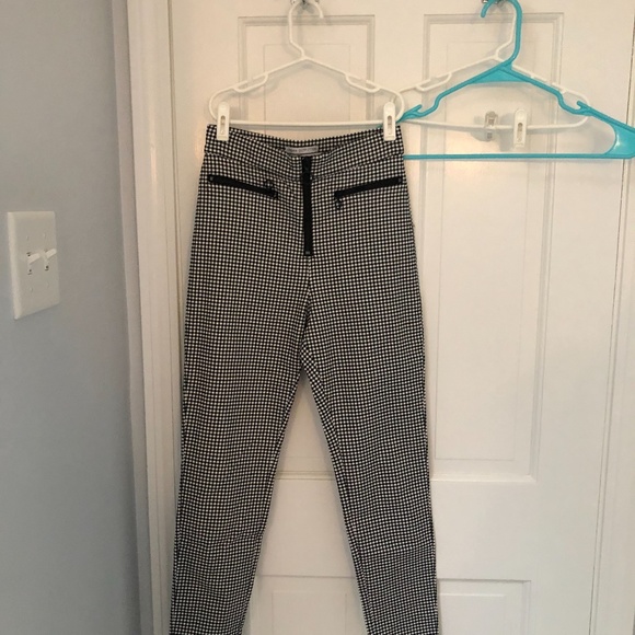 Urban Outfitters Plaid/Checkered Pants - Picture 4 of 5